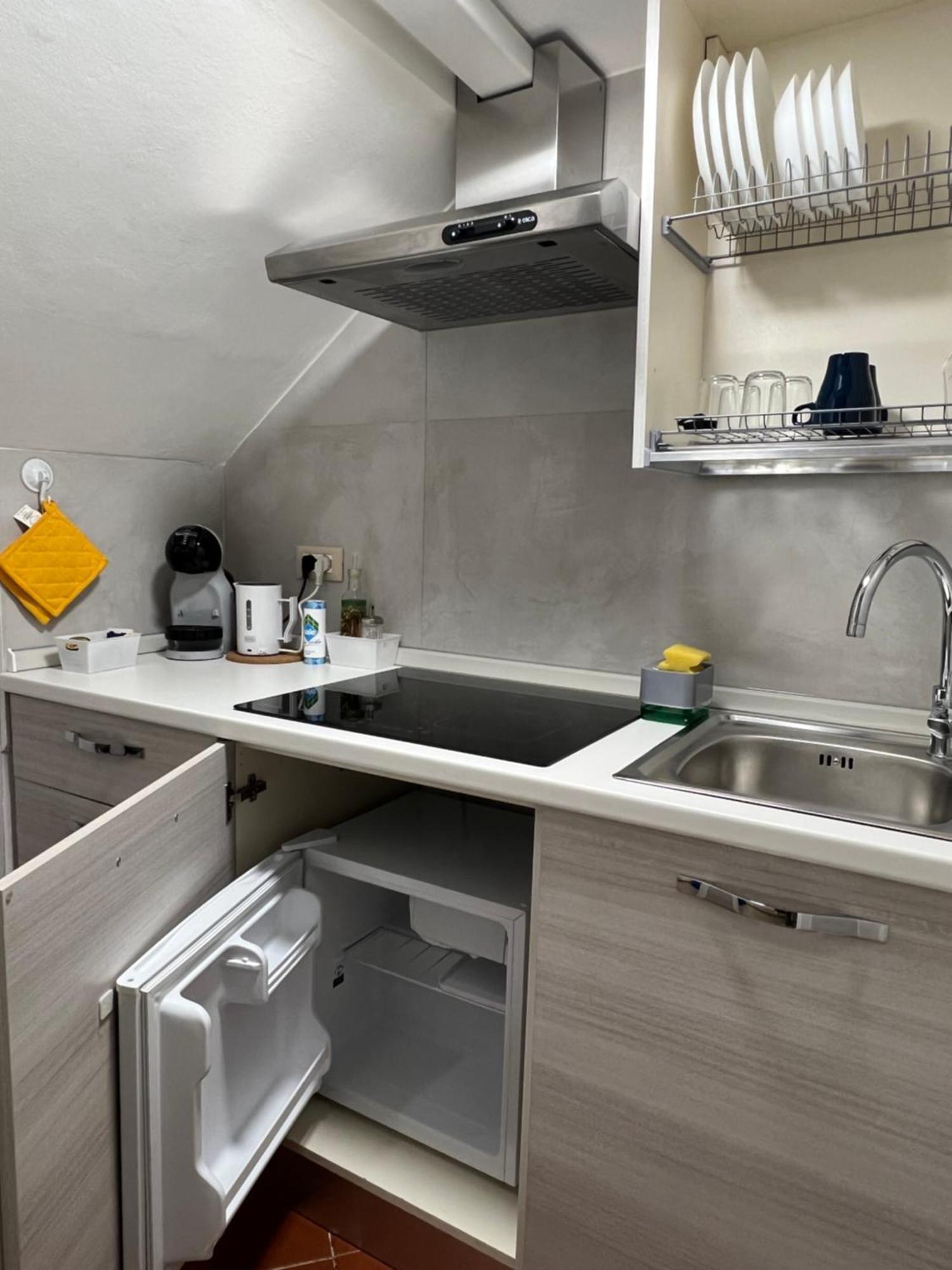 Al 106 Apartment Free Wi-Fi 5 Min Dalla Stazione Прато Экстерьер фото